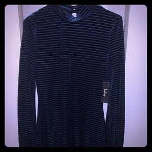 Lulu velvet navy dress. Size Medium. Never worn